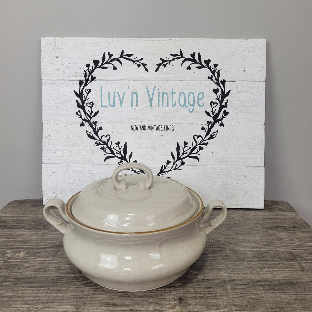 Hearthside Classics Stoneware Soup Vegetable Dish with Lid Beige Japan Vintage